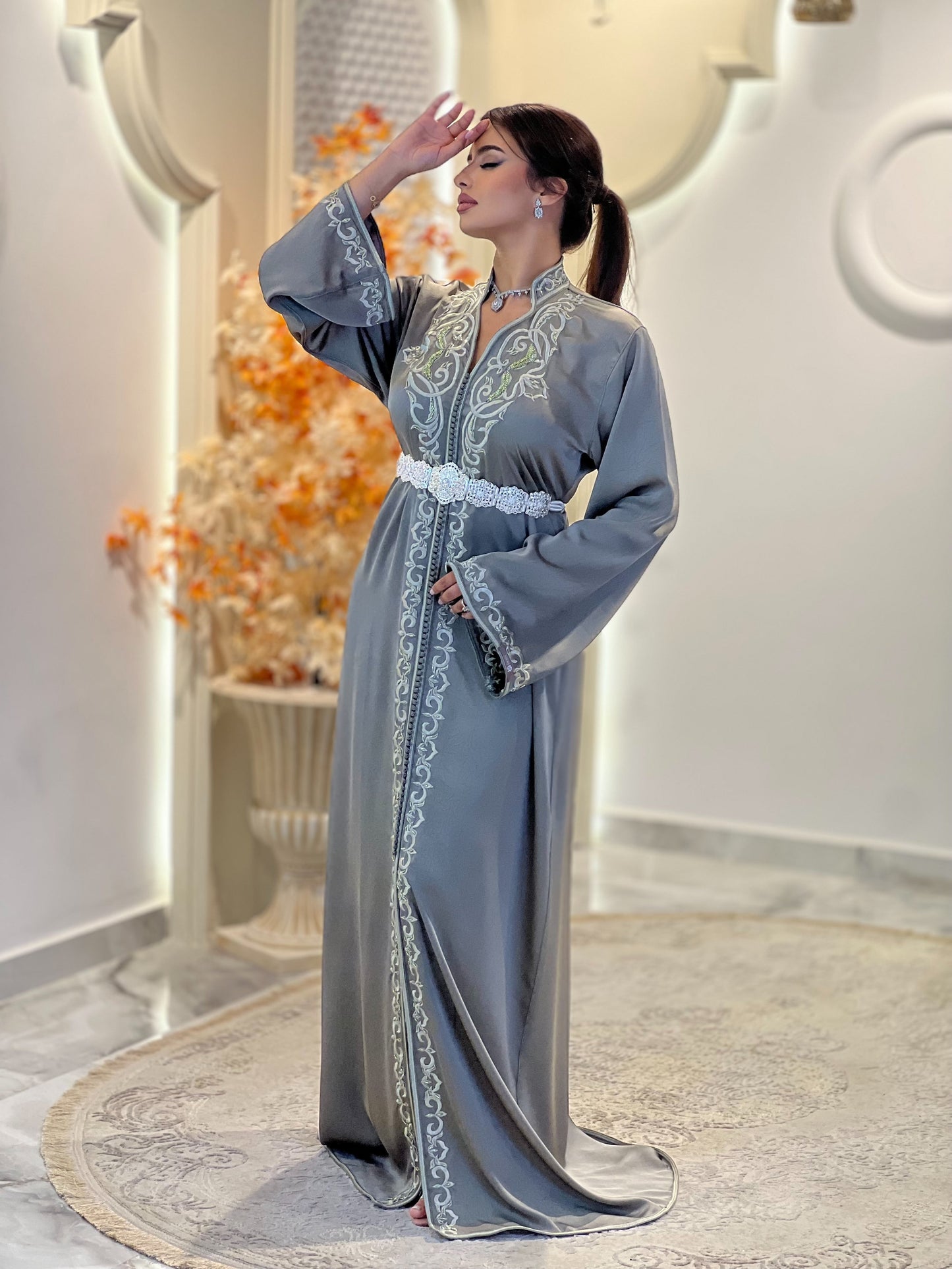 Nysa Elegance: Raffinée et Sophistiquée pour un Style Inoubliable
