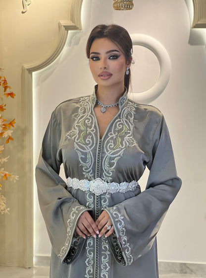 Nysa Elegance: Raffinée et Sophistiquée pour un Style Inoubliable