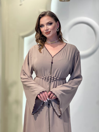 Nayla - Sophisticated and Elegant Fashion Accessory