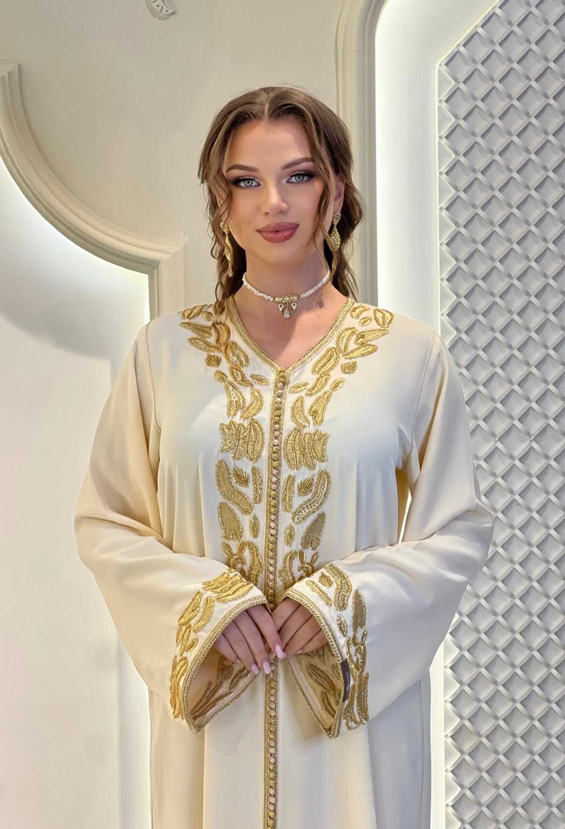 Elegante Kaftan Sanae para un estilo sofisticado y cómodo