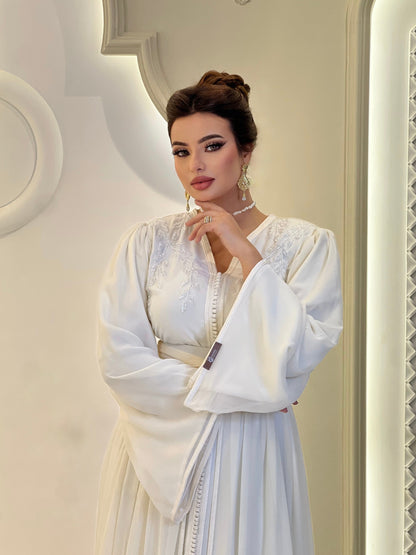 حُلة جِطي أنيقة وراقية