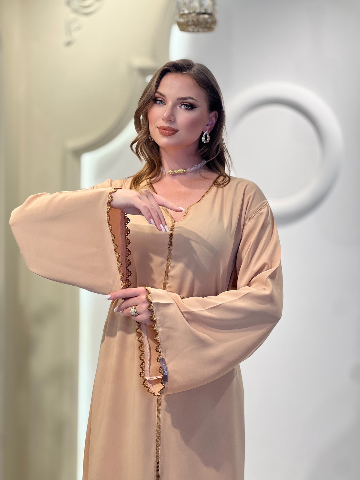 Nayla - Sophisticated and Elegant Fashion Accessory