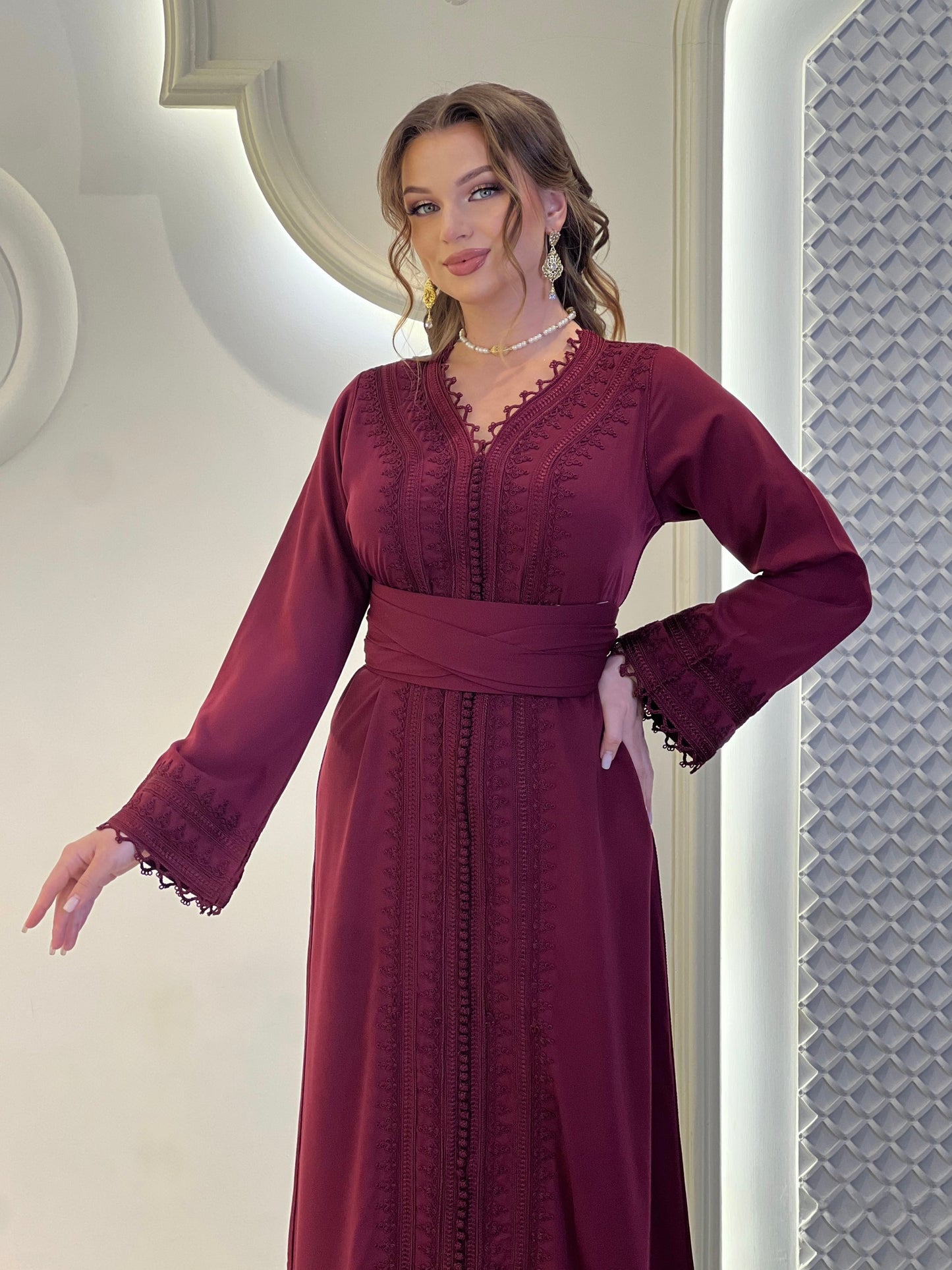 Elegant Saida Kaftan for a Stylish Look