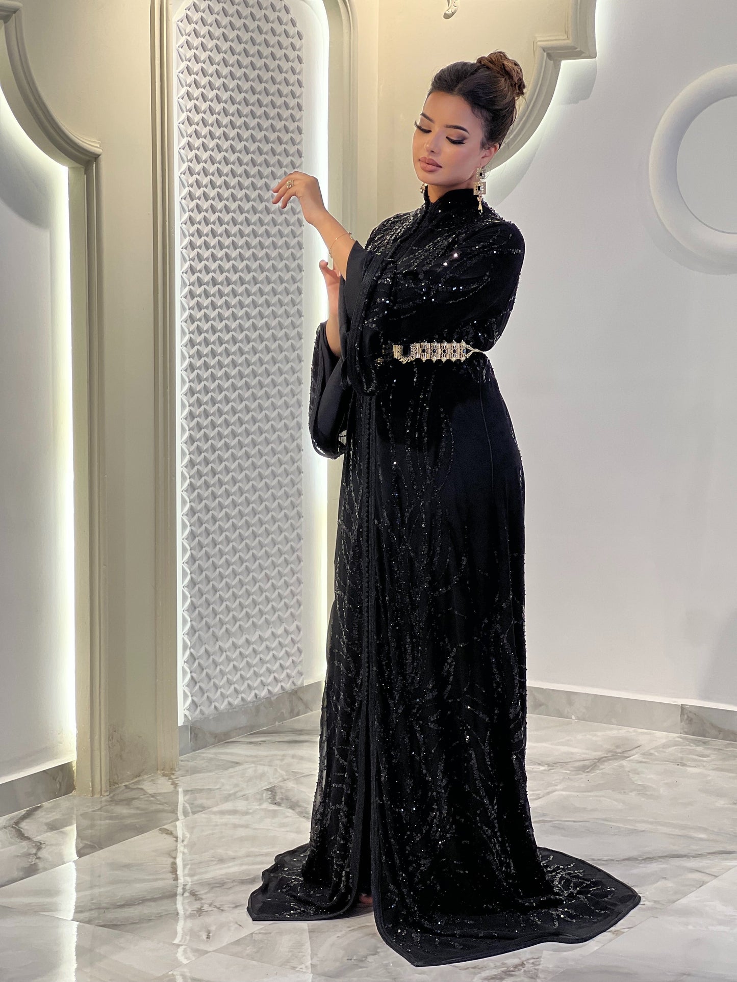 Elegant Kaftan Aisha for a Stylish Look